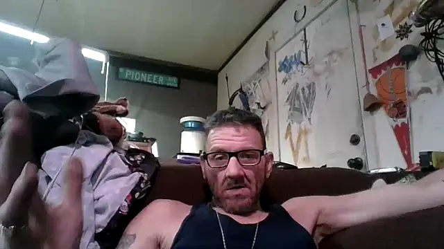 gettinit2wice online show from October 22, 12:49 pm