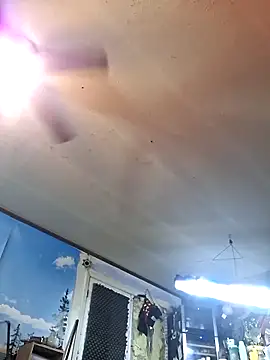 gettinit2wice online show from April 7, 1:17 am