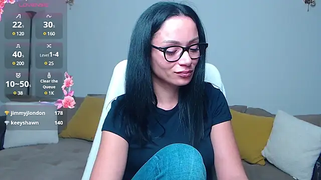 Snapshot of BabySerene chatting on December 21, 12:42 am BabySerene online show from December 21, 12:42 am