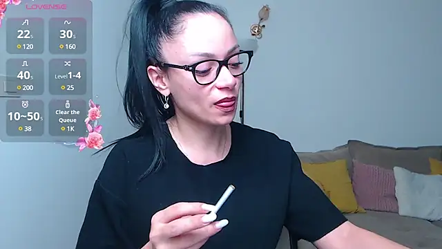 Snapshot of BabySerene chatting on February 1, 6:54 am BabySerene online show from February 1, 6:54 am