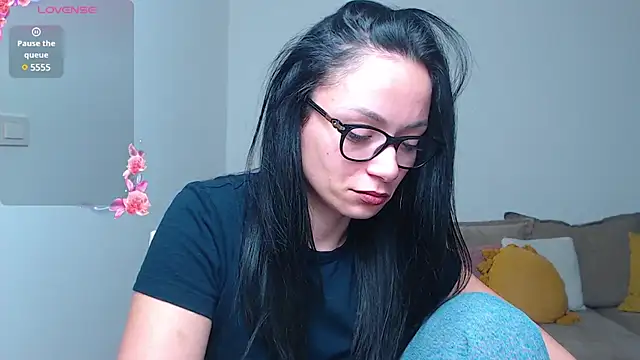 Snapshot of BabySerene chatting on February 14, 5:30 am BabySerene online show from February 14, 5:30 am