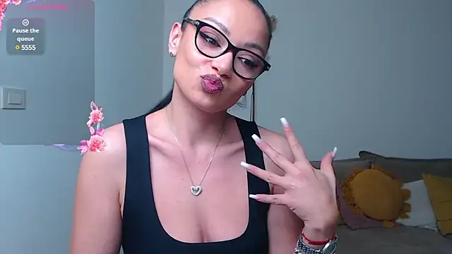 Snapshot of BabySerene chatting on March 16, 8:32 pm BabySerene online show from March 16, 8:32 pm