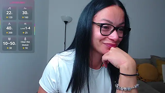 Snapshot of BabySerene chatting on November 11, 2:00 am BabySerene online show from November 11, 2:00 am