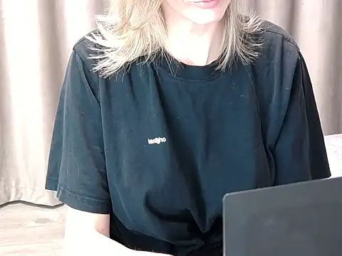 LustyDream4u online show from December 4, 11:41 am