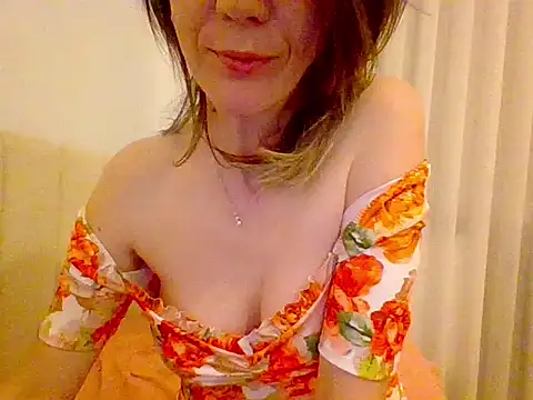 LustyDream4u online show from April 24, 10:23 pm