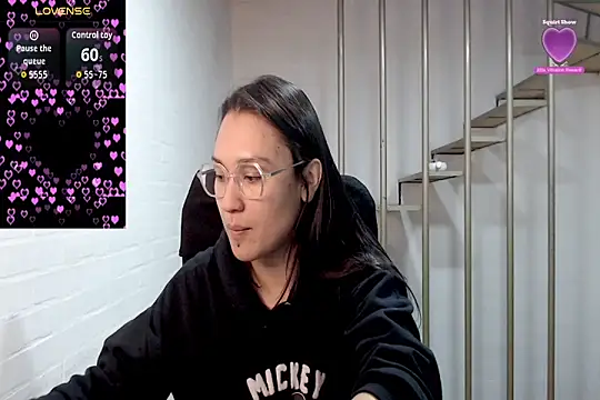 Snapshot of Jessie_Desire chatting on September 28, 10:48 pm Jessie Desire online show from September 28, 10:48 pm