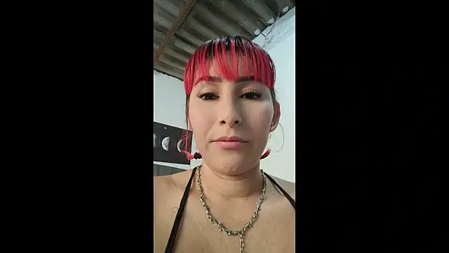 florecita9 online show from July 11, 6:54 pm