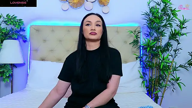 DaliyaArabian online show from April 22, 1:45 pm