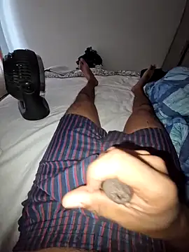 Snapshot of indianhunk2000 chatting on March 9, 3:05 pm indianhunk2000 online show from March 9, 3:05 pm