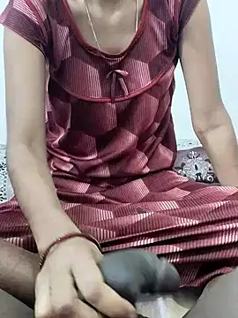 FeltedEuropium online show from March 26, 9:15 am