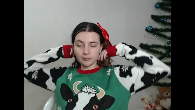 Snapshot of Calypso_and_Dimitri chatting on December 14, 11:23 pm Calypso and Dimitri online show from December 14, 11:23 pm