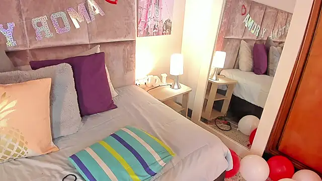 Salomesimos1 online show from February 14, 8:05 pm