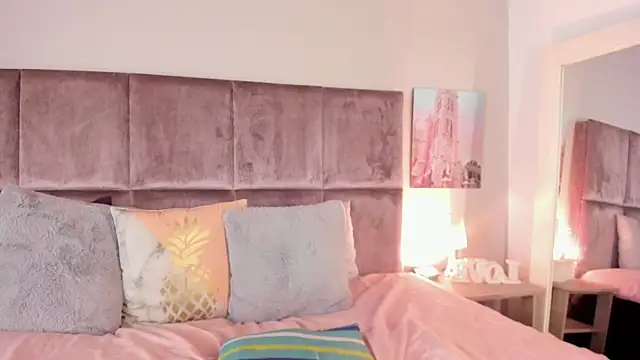 Salomesimos1 online show from March 13, 5:22 am