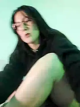 Elle Lee  online show from February 1, 2:26 am