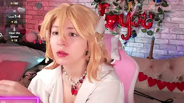 Snapshot of Alex_Howell chatting on February 8, 8:42 pm Alex Howell online show from February 8, 8:42 pm