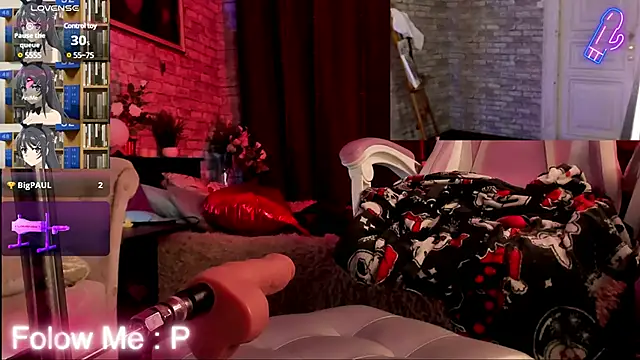 Snapshot of Alex_Howell chatting on February 19, 3:39 am Alex Howell online show from February 19, 3:39 am