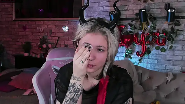 Snapshot of Alex_Howell chatting on February 26, 8:54 pm Alex Howell online show from February 26, 8:54 pm