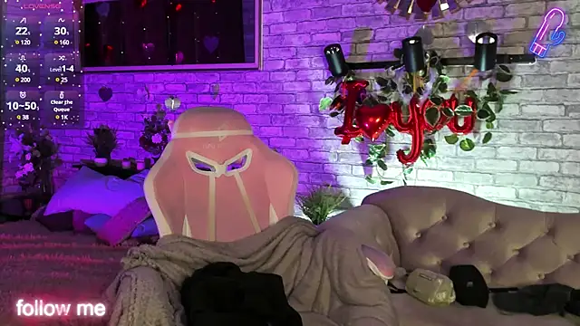 Snapshot of Alex_Howell chatting on March 10, 8:45 pm Alex Howell online show from March 10, 8:45 pm