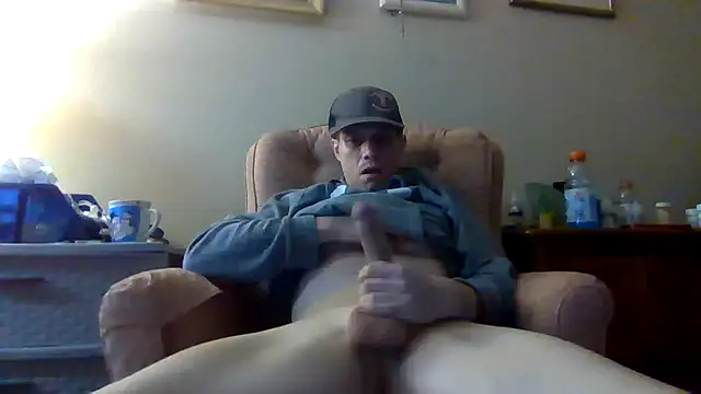 Snapshot of kollzCloudzz chatting on May 10, 7:35 am kollzCloudzz online show from May 10, 7:35 am