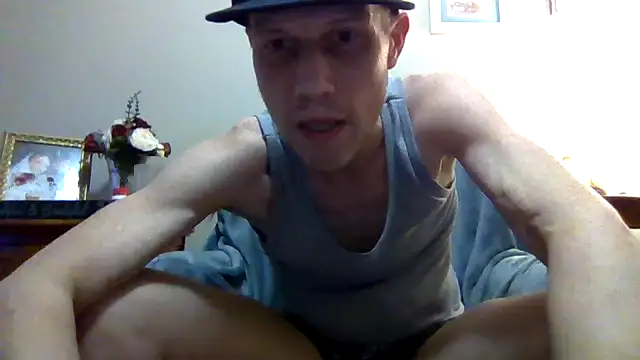 kollzCloudzz online show from June 20, 4:15 am