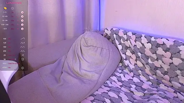 Snapshot of EkaterinaUpple chatting on December 29, 1:49 pm EkaterinaUpple online show from December 29, 1:49 pm