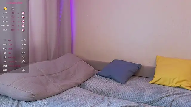 Snapshot of EkaterinaUpple chatting on January 23, 6:49 am EkaterinaUpple online show from January 23, 6:49 am