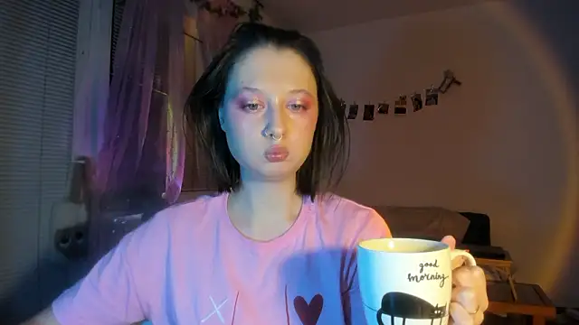 Jenny darling love online show from February 18, 7:10 pm