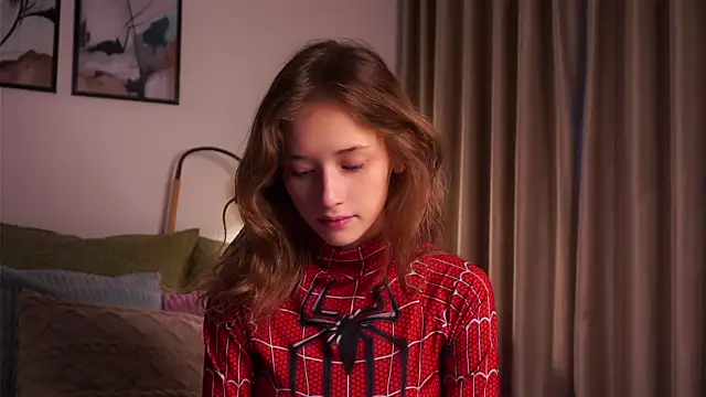 Snapshot of EdlinHargus chatting on November 2, 1:19 am EdlinHargus online show from November 2, 1:19 am