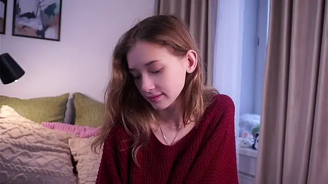 Snapshot of EdlinHargus chatting on November 13, 2:54 am EdlinHargus online show from November 13, 2:54 am