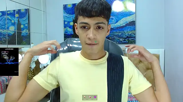 SkinnyBoy  online show from December 2, 12:10 pm