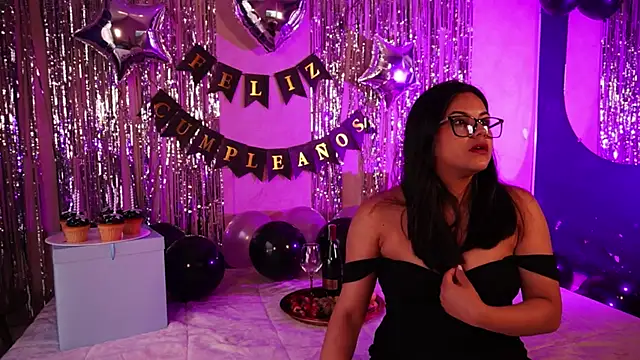 Sophia wilsonn  online show from April 21, 12:44 pm