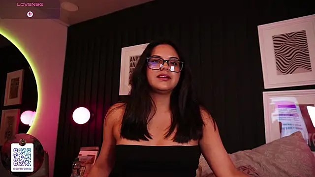 Sophia wilsonn  online show from April 25, 1:41 pm