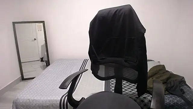 present the magic online show from April 10, 5:34 am