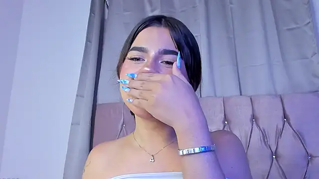 Ashley piinkk  online show from February 26, 10:15 am