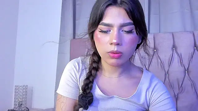 Ashley piinkk  online show from March 21, 5:43 am