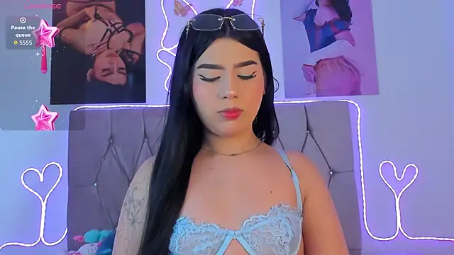 Ashley piinkk  online show from April 25, 10:51 am