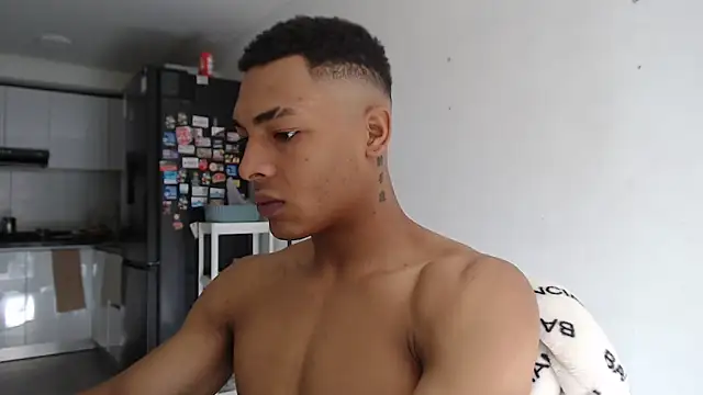 Jhonyblack 1 online show from April 22, 2:40 pm