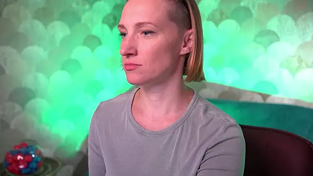 UmaTruewoman online show from December 23, 5:49 am