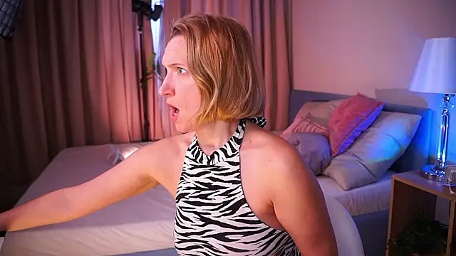 UmaTruewoman online show from March 20, 2:44 pm