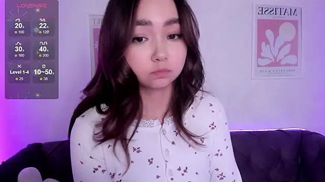 Fluffy Rose online show from February 25, 11:41 am