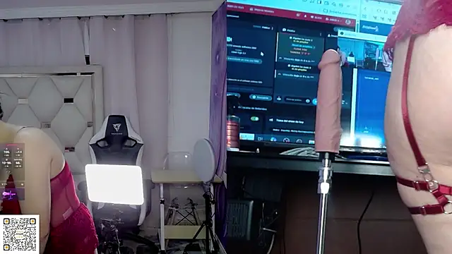 Snapshot of Tamaraa_wet chatting on November 9, 3:38 am Tamaraa wet online show from November 9, 3:38 am