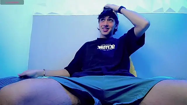 Jake tripp online show from December 17, 4:07 am