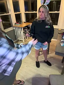 Vanilla-Cakebaum online show from April 5, 1:58 am