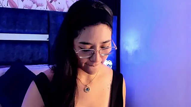 Susa1userma  online show from November 22, 7:35 pm