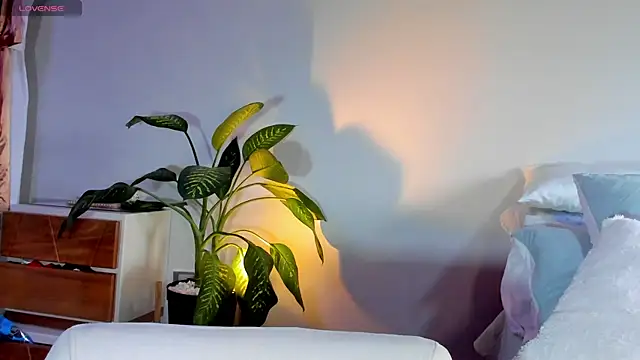 ClaraMariaMon online show from February 25, 5:36 pm