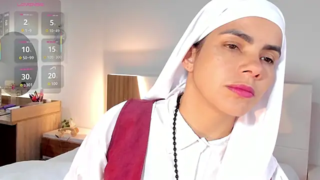 ClaraMariaMon online show from March 31, 3:56 pm