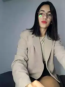 LuluzYPiero online show from December 16, 11:07 pm