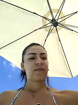 LuluzYPiero online show from January 21, 6:12 pm