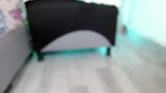 sara-bbc-dominant online show from October 31, 8:43 pm