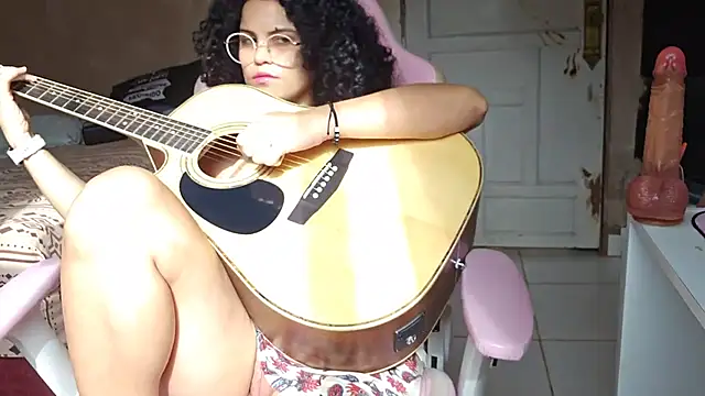 Snapshot of ELIZABETHFX chatting on March 7, 8:00 pm ELIZABETHFX online show from March 7, 8:00 pm